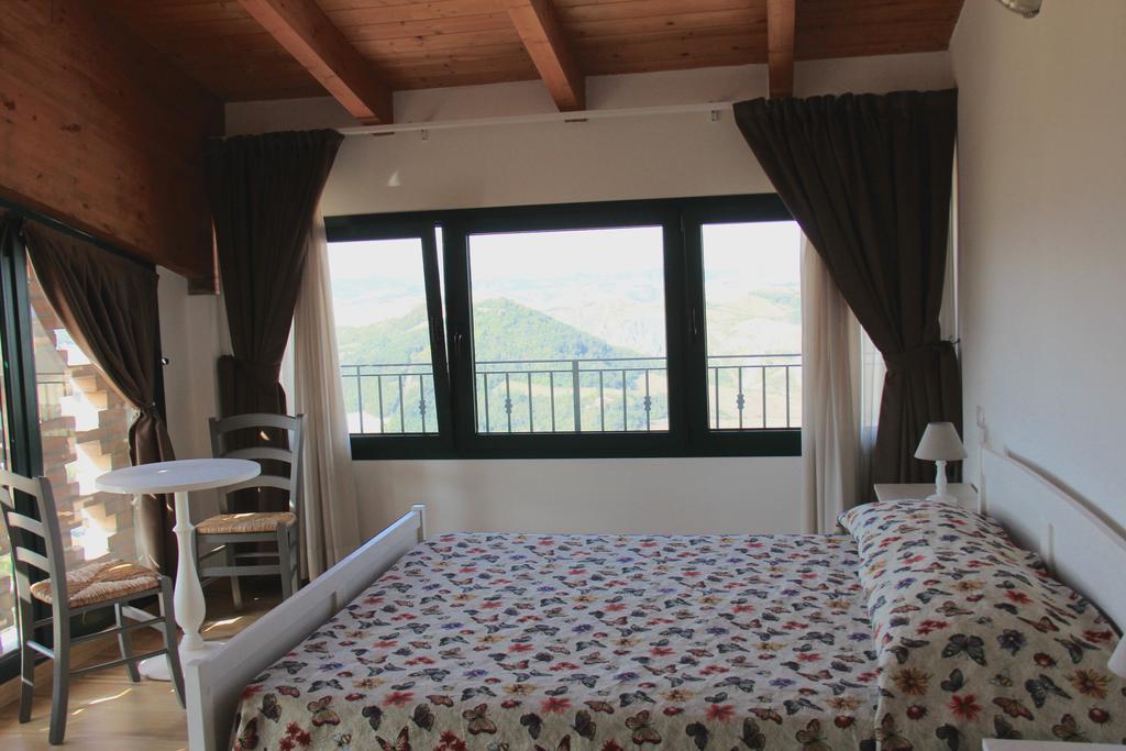 Villa La Palazzina Di Ciagnano à Ozzano dell'Emilia Chambre photo